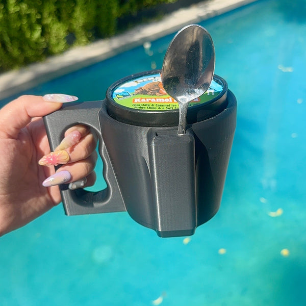 Pint Ice Cream Holder with Handle & Spoon Slot angle 2